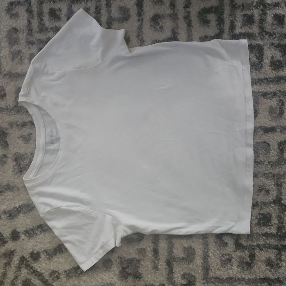 White Old Navy Baby Tee